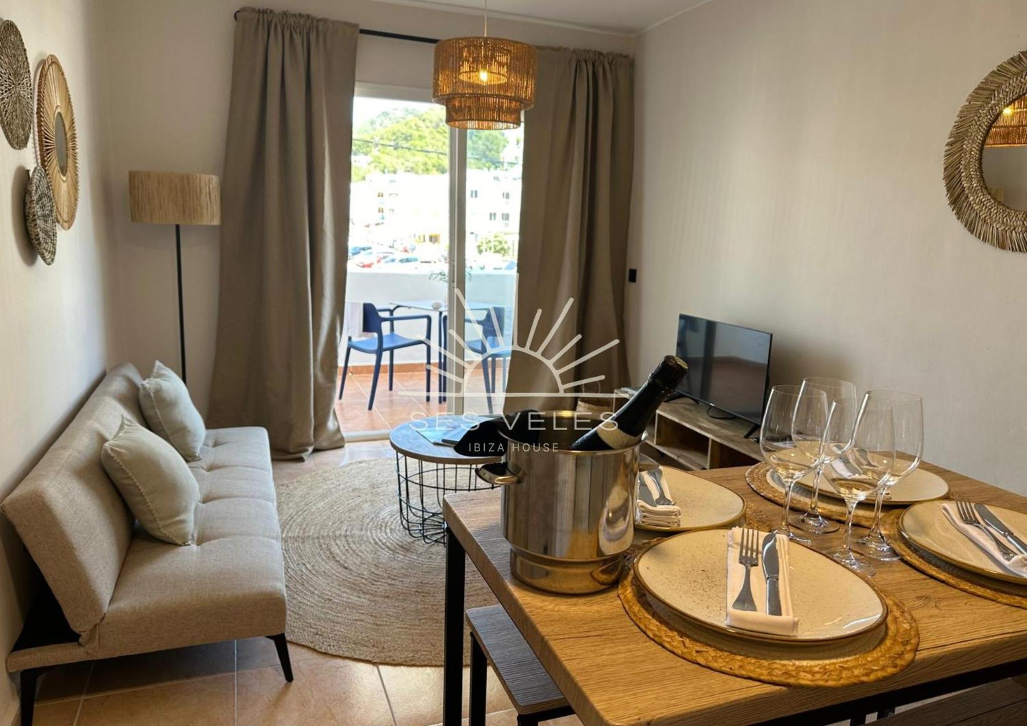 Apartamentos Ses Veles Cala Llonga  Exteriér fotografie