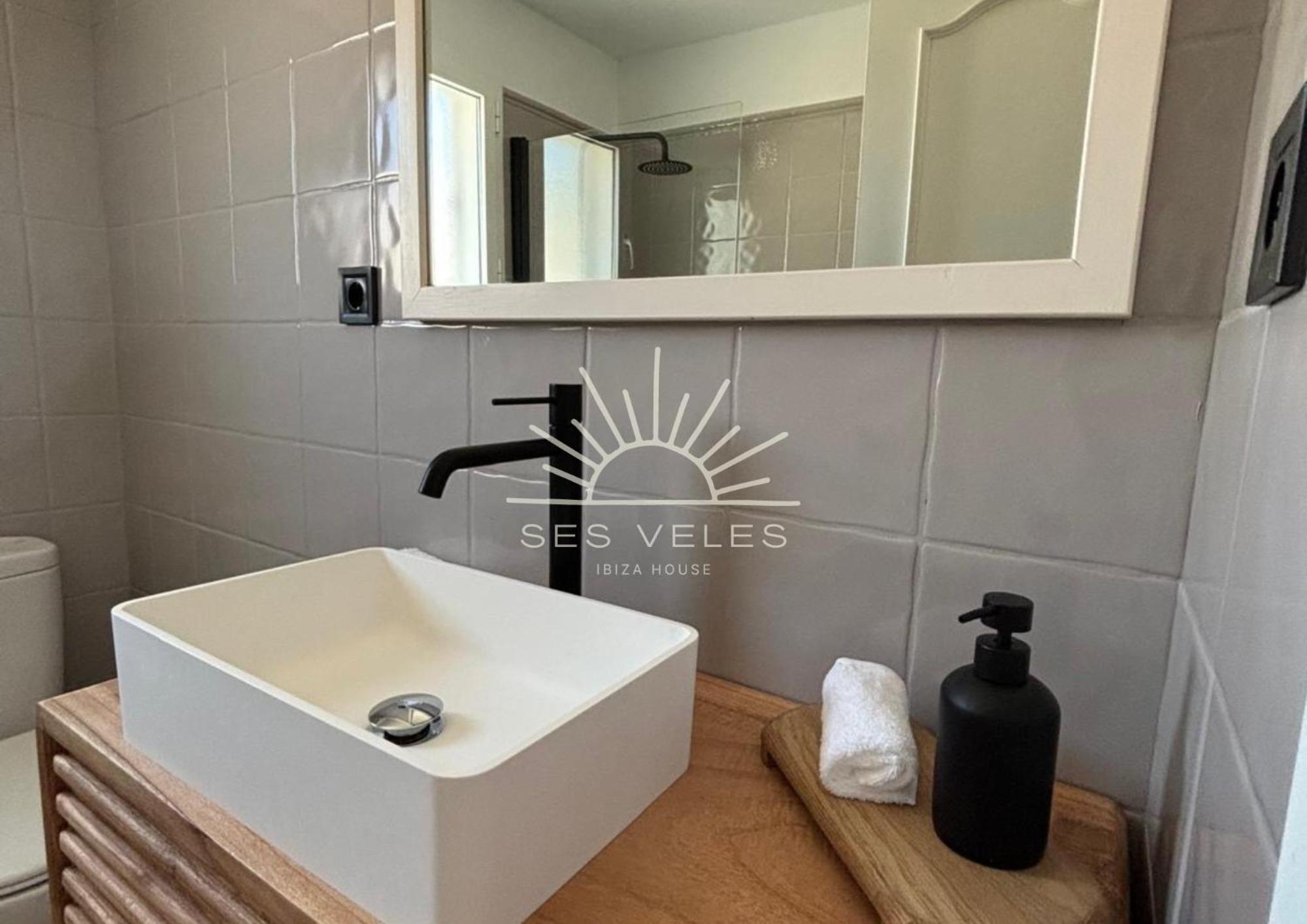 Apartamentos Ses Veles Cala Llonga  Exteriér fotografie