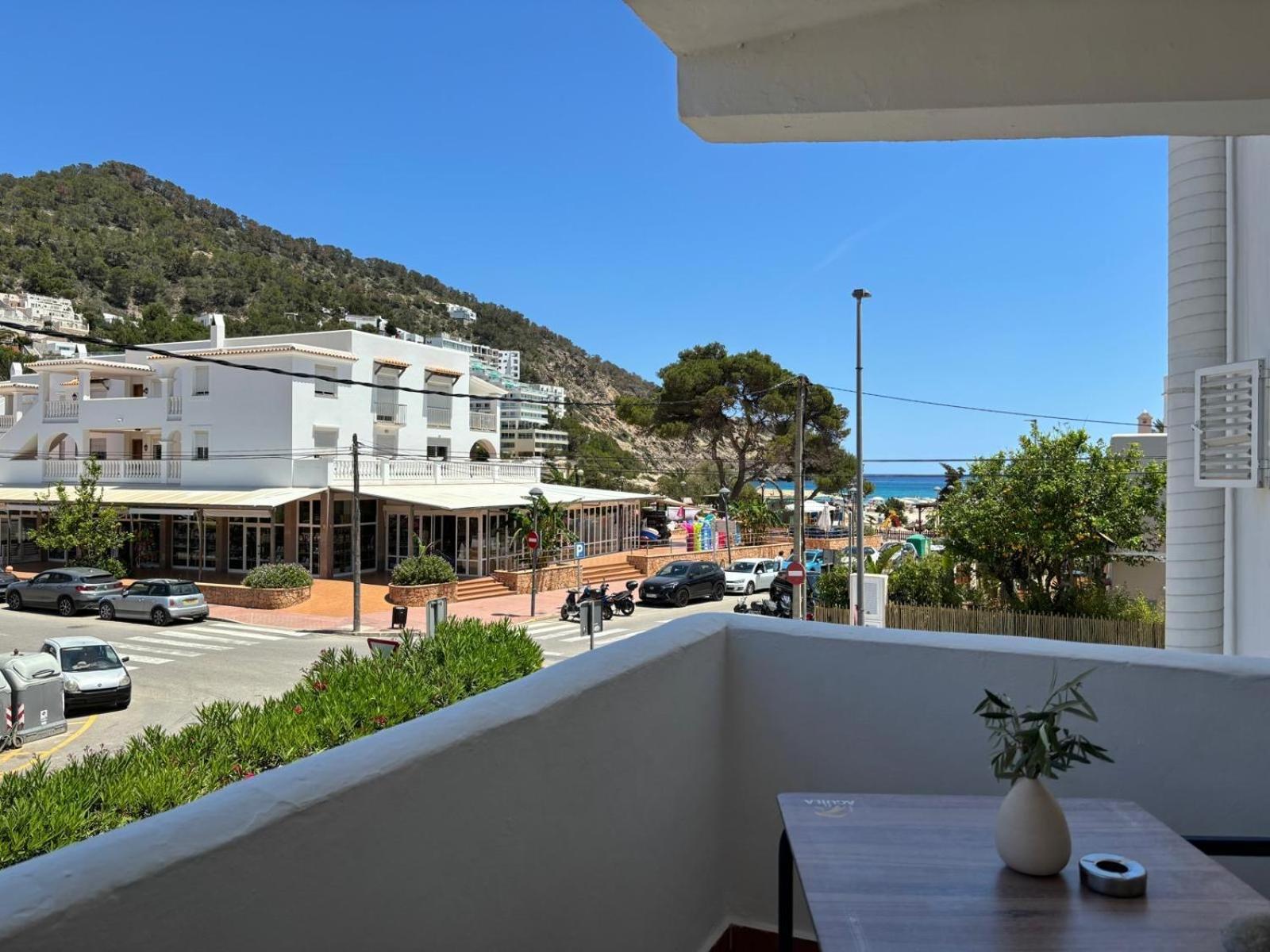 Apartamentos Ses Veles Cala Llonga  Pokoj fotografie