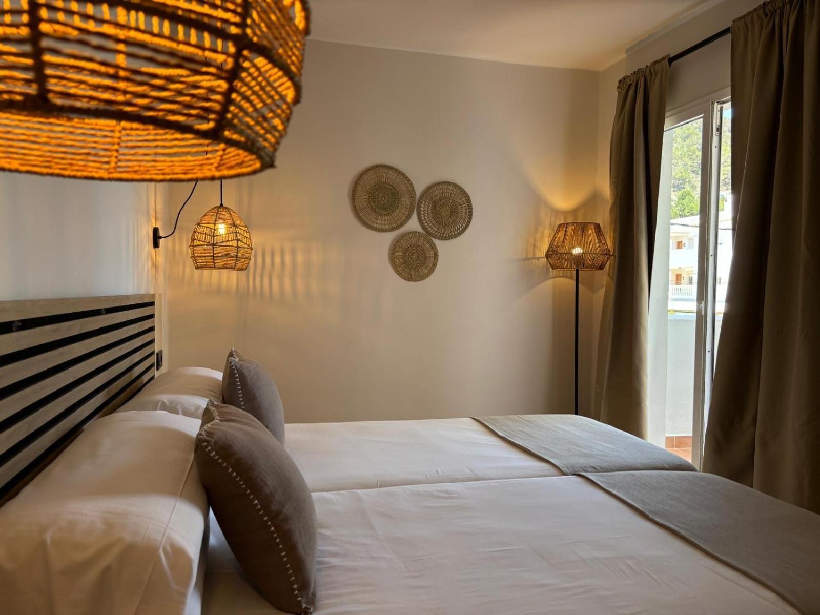 Apartamentos Ses Veles Cala Llonga  Pokoj fotografie